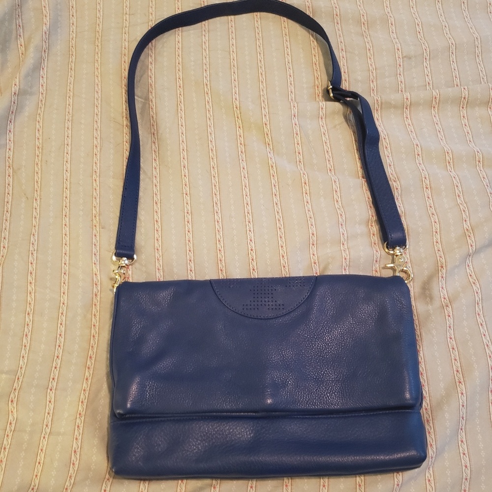 Authentic Tory Burch crossbody purse